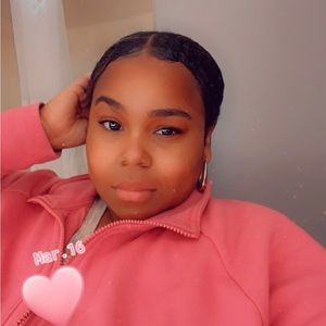 Meet your Posher, Zoee